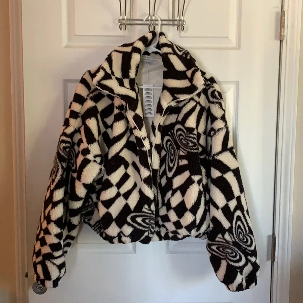 Urban Outfitters Black and Cream Geometric Teddy Jacket - Picture 1 of 3